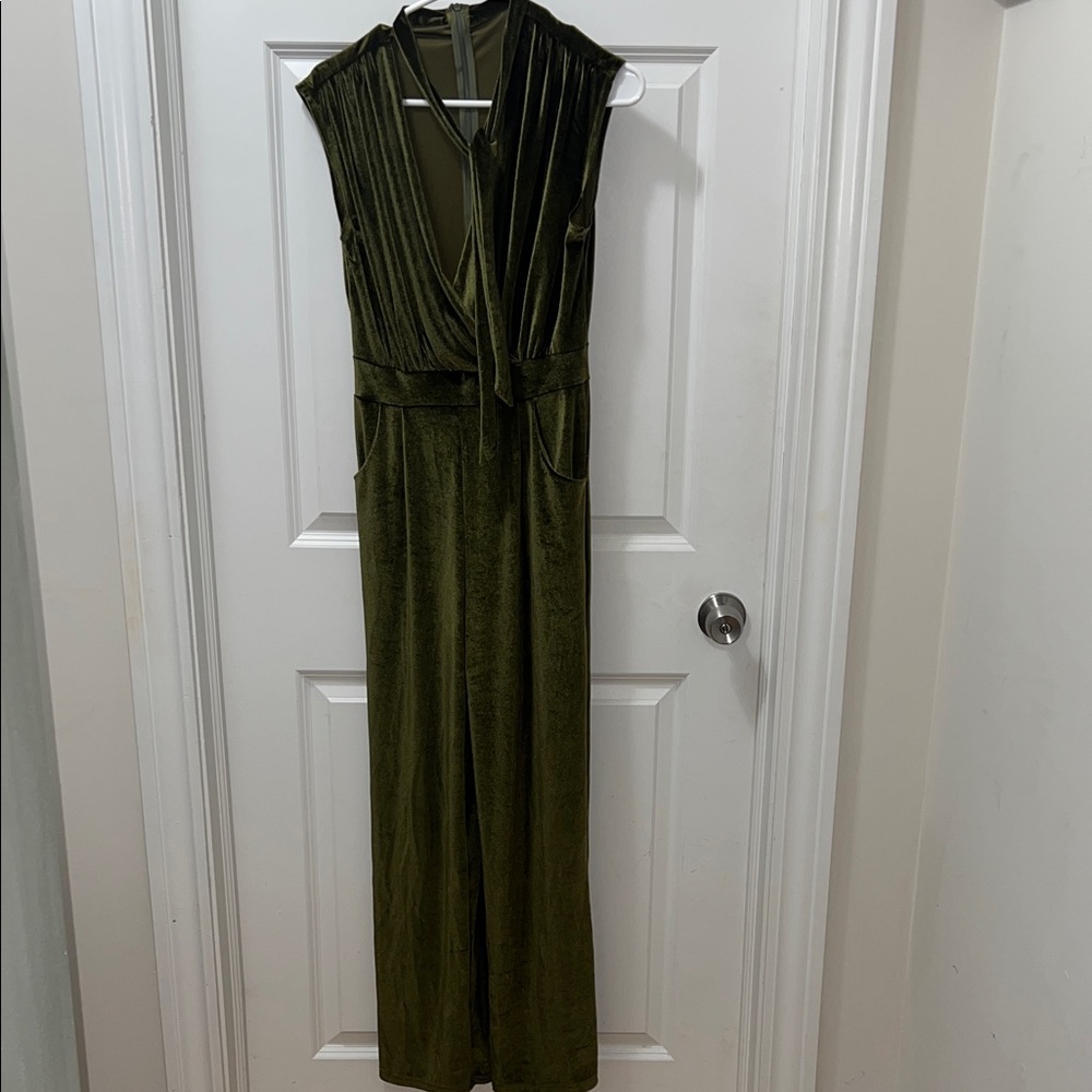 Olive Green Sleeveless Vintage Velvet Jumpsuit